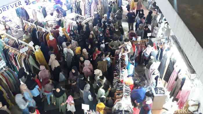 Mall Baru vs Tradisi Parcel Lebaran: Siapa yang Akan Menang di Cilacap?